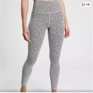 Athleta tights XS leggings cheetah print high rise salutation l stash II workout